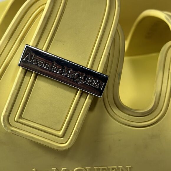 Alexander Macqueen Yellow Slides Preloved - Picture 7 of 7